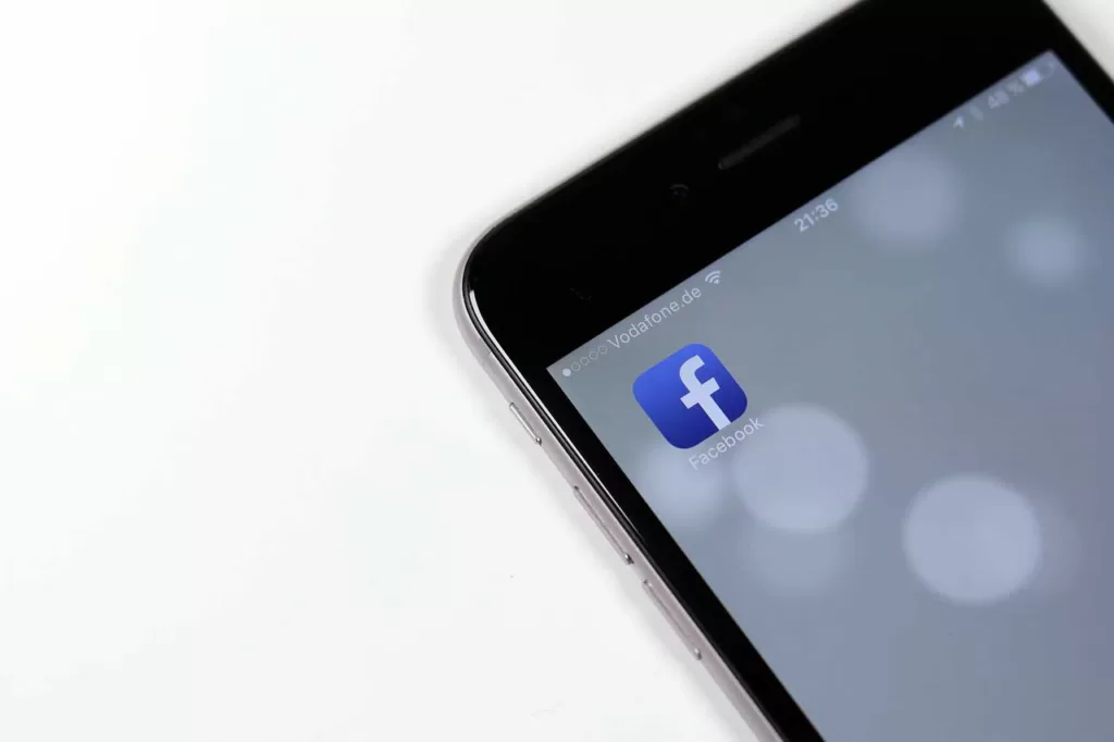 facebook touch banner showing the facebook icon